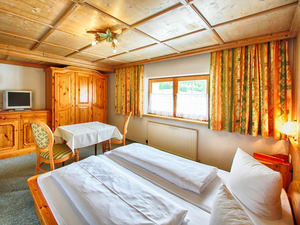 Hotel Der Silbertaler Galtuer Exterior photo