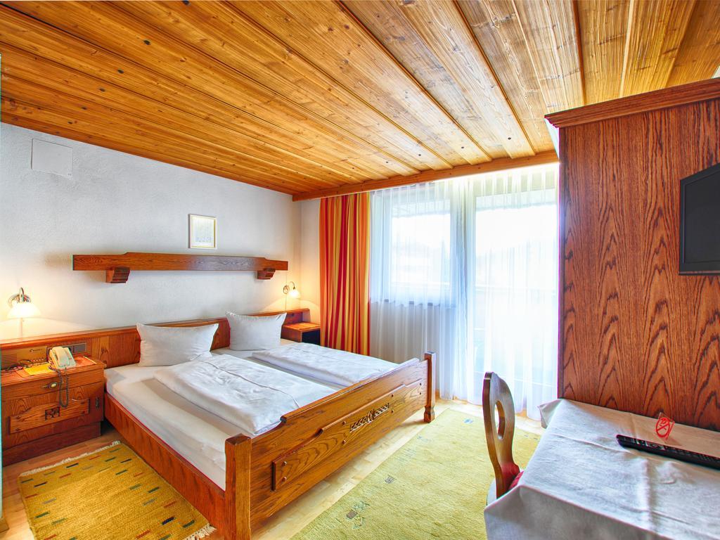 Hotel Der Silbertaler Galtuer Exterior photo