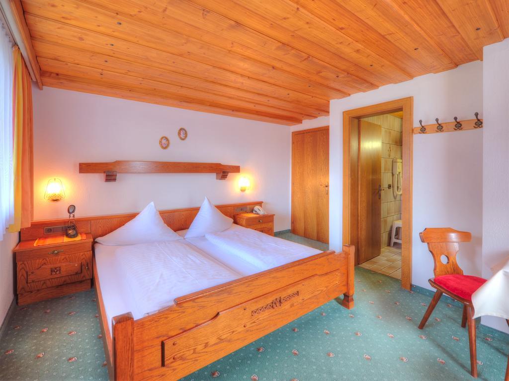 Hotel Der Silbertaler Galtuer Exterior photo