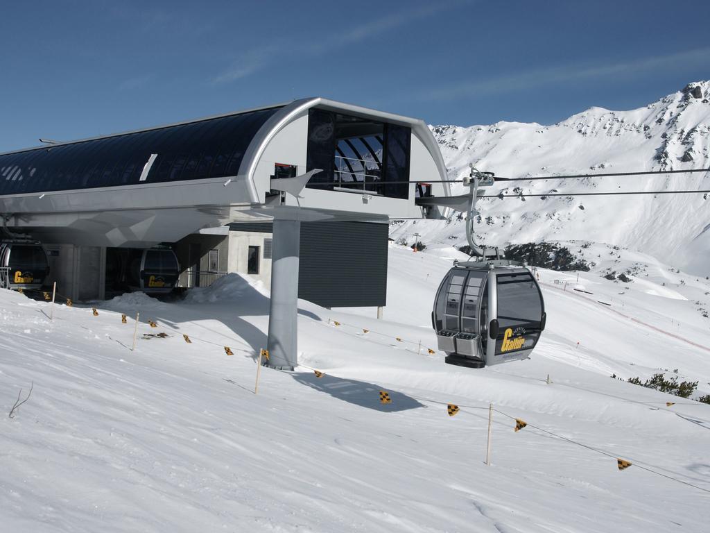 Hotel Der Silbertaler Galtuer Exterior photo